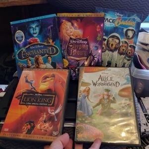 Set of 5 Disney movies
